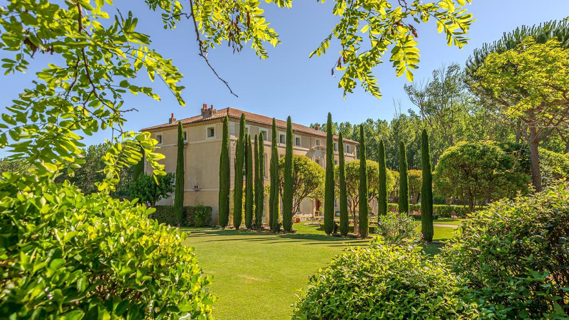 Chateau Talaud Loriol-du-Comtat Exterior photo