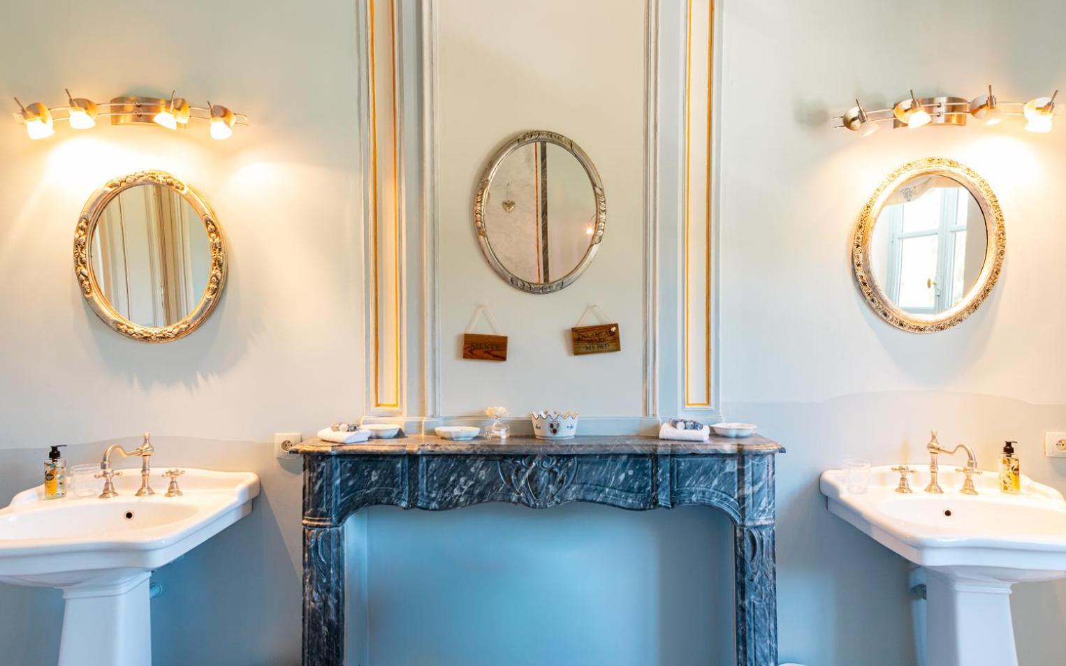 Chateau Talaud Loriol-du-Comtat Room photo